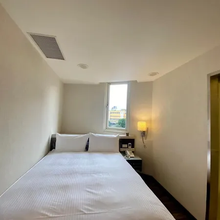 Hub Hotel Banqiao Branch-3