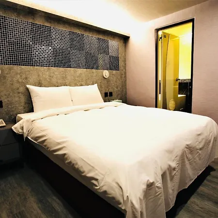 Golden Home Hotel-3