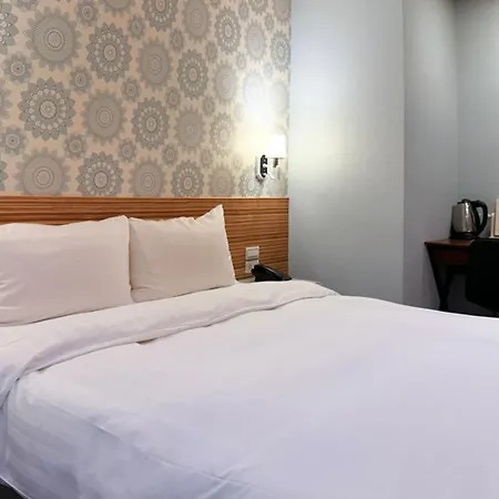 泊居旅店 Oursinn Hotel-3