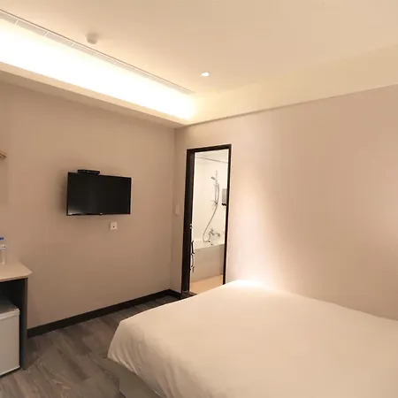 Chair Man Hotel-2