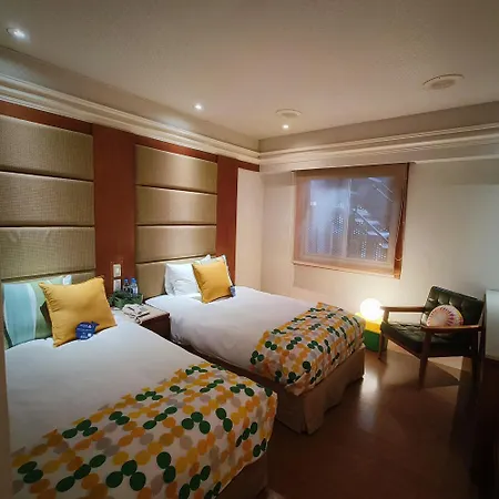 Erin Hotel-3