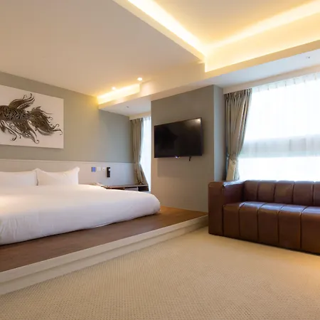 Walker Hotel. Ximen-3