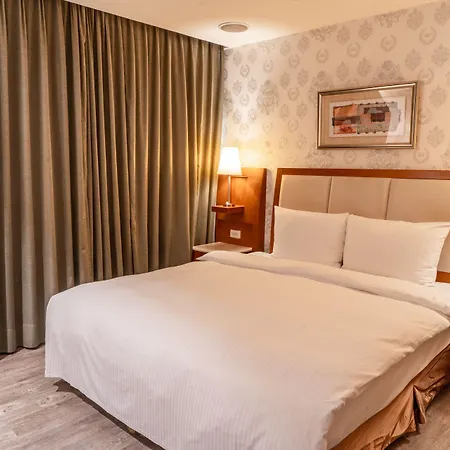 Elegance Hotel-3