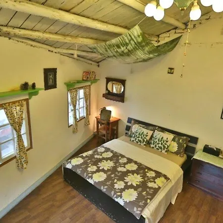 Moon River House-2