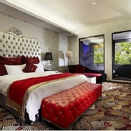 Golden Hot Spring Hotel-3