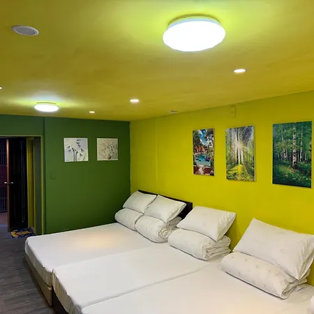 Ez Stay Hotel-3