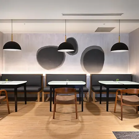 Via Hotel Breeze-2