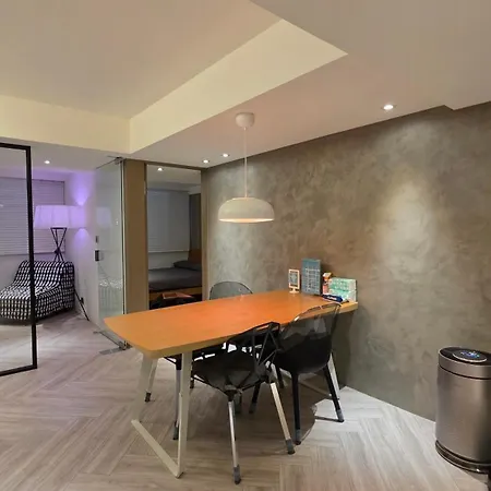 3 Bedrooms And 1 Study And 3 Bathrooms Near Taipei 101 & Mrt-2