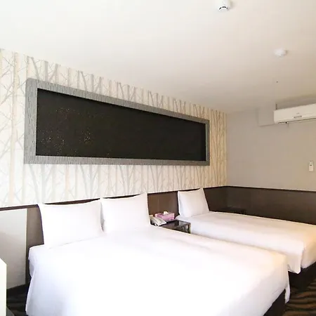 Starry Night Hotel-3
