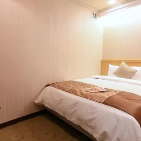 Red Cabin Inn-3