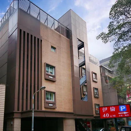 Erin Hotel-2