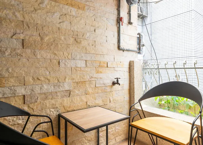 Comfy & Central 2B1B, Sleeps 5, 3Min To Daan Mrt 舒適市中心 2房1衛 睡5人 3分到大安站 Taipeh
