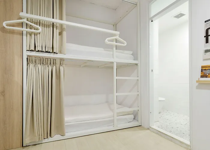 Owlstay Flip Flop Hostel - Garden Taipei