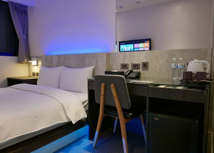 泊居旅店二館 Oursinn Hotel 2 Taipei