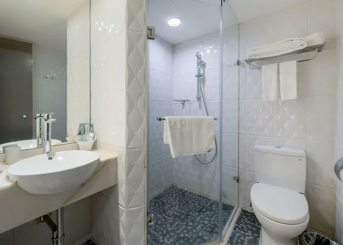RF Hotel - Zhongxiao Tajpej