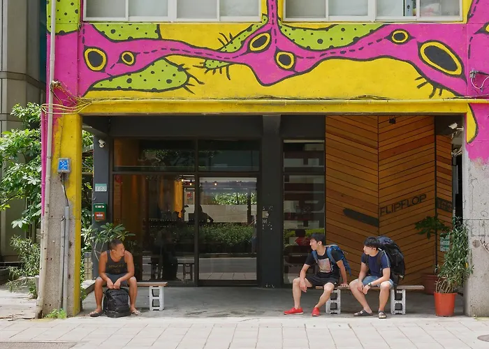 Haustierfreundliches Flip Flop Hostel - Main Station Taipeh